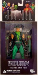 Figurine Green Arrow basée sur un design d'Alex Ross