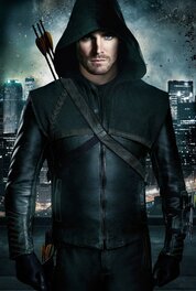 Green Arrow interprété par Stephen Amell dans la série Arrow