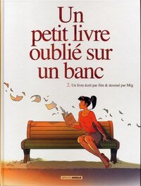 Un petit livre oublié sur un banc - T2