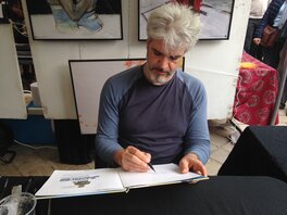 L'auteur L'auteur