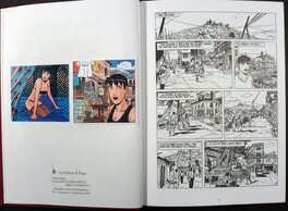Un exemplaire avec la vignette Paradise BD collée à l'intérieur (photo honteusement piquée sur ebay !) Un exemplaire avec la vignette Paradise BD collée à l'intérieur (photo honteusement piquée sur ebay !)