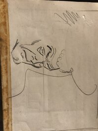 Crayonnages au dos de la planche Crayonnages au dos de la planche