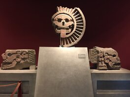 "La mort du soleil", musée d’anthropologie de Mexico, salle consacrée à Teotihuacan "La mort du soleil", musée d’anthropologie de Mexico, salle consacrée à Teotihuacan