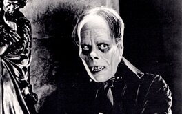 Lon Chaney dans le role du Fantome de l'Opéra . ( 1925 )