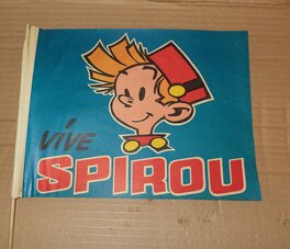 Un autre fanion dessiné par Franquin. Un autre fanion dessiné par Franquin.