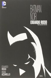 Véritable couverture du Batman Noir Deluxe