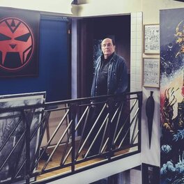 Philippe Druillet dans Son Atelier . Philippe Druillet dans Son Atelier .