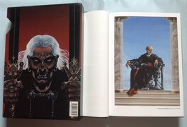 4Ème Plat du Livre Art Book de Michael Moorcock Stormbringer du " Coffret NéO " , Éo 2008 Édition Zanpano et La 1ère Couverture NéO de Abraham Merritt Sept Pas Vers Satan .