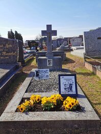 Hommage à Mittei par sa famille