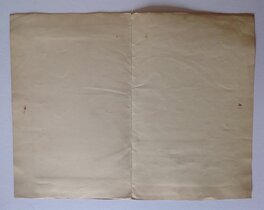 Le Verso de La Couverture au Format entier avec son 4ème Plat Blanc sans aucune indication .... Le Verso de La Couverture au Format entier avec son 4ème Plat Blanc sans aucune indication ....