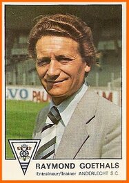 Raymond Goethals sur les célèbres images Panini comme entraîneur du RSC Anderlecht en 1978 Raymond Goethals sur les célèbres images Panini comme entraîneur du RSC Anderlecht en 1978