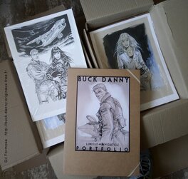 PORTFOLIO BUCK DANNY format 30 x 42 cm Édition limitée PORTFOLIO BUCK DANNY format 30 x 42 cm Édition limitée
