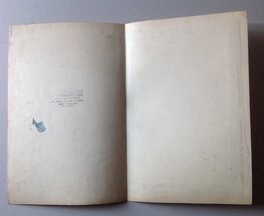 L'intérieur avec le Tampon de L'Atelier Chott a Lyon