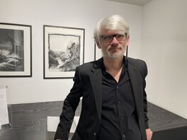 L’auteur avec l’illu L’auteur avec l’illu