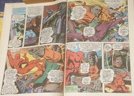 La double page de Strange 84