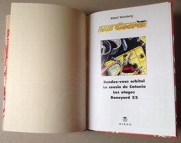 Cette édition de Luxe ( TT Ou TL comme vous voulez ) comprend 4 Histoires inédites de DC