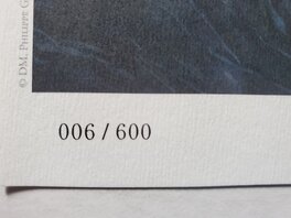 Numéroté : 006/600