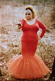 Divine tout en sobriété dans le film "Pink Flamingo" 1972