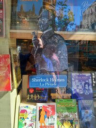Le Dessin de Nicollet de SH apposé en Vitrine d'une Belle Librairie Parisienne... pour la Promotion de La Pleiade !! Le Dessin de Nicollet de SH apposé en Vitrine d'une Belle Librairie Parisienne... pour la Promotion de La Pleiade !!