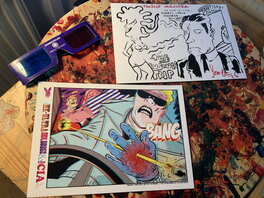 3D Sketchcard and 3D anaglyph glasses.