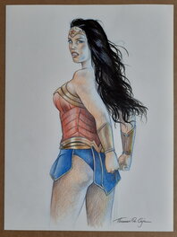Wonder Woman éloignée Wonder Woman éloignée